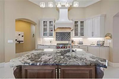 3944 W Riverside Dr, Fort Myers, FL 33901 - Photo 28