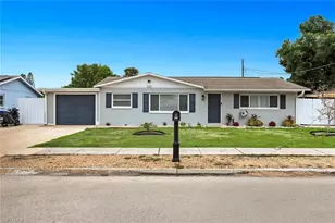 942 Narcissus St, North Fort Myers, FL 33903 - Photo 20