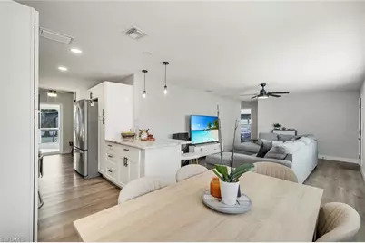 942 Narcissus St, North Fort Myers, FL 33903 - Photo 4