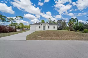 105 East 9th Street, Lehigh Acres, FL 33972 - Photo 4