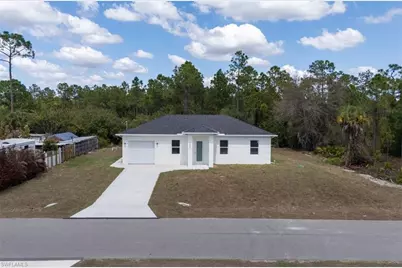 105 E 9th St, Lehigh Acres, FL 33972 - Photo 2