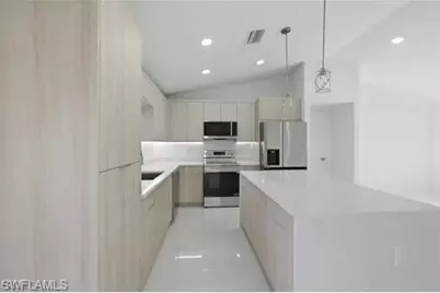 1923 NE 33rd St, Cape Coral, FL 33909 - Photo 8