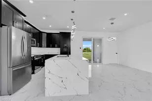 172 Pembroke St, Lehigh Acres, FL 33974 - Photo 12