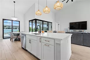 2325 SW 28th Terrace, Cape Coral, FL 33914 - Photo 10