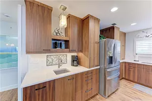 14813 Laguna Dr, Fort Myers, FL 33908 - Photo 12