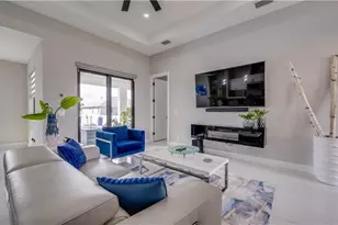 4211 10th St SW, Lehigh Acres, FL 33976 - Photo 4