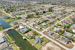 2129 SW 5th Pl, Cape Coral, FL 33991 - Photo 30