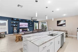 512 NW 4th St, Cape Coral, FL 33993 - Photo 12