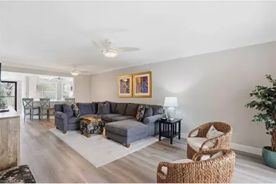 300 Horse Creek Dr #307, Naples, FL 34110 - Photo 4