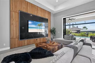 2002 SE 18th Ave, Cape Coral, FL 33990 - Photo 6