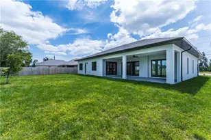 1625 SW 4th St, Cape Coral, FL 33991 - Photo 20