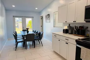 149 Hibiscus Dr, Fort Myers Beach, FL 33931 - Photo 2