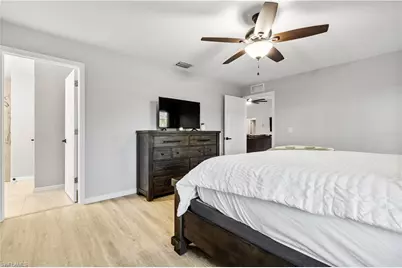 1007 SE 26th Ter, Cape Coral, FL 33904 - Photo 18