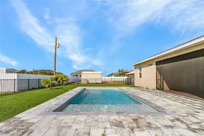 838 NW 2nd St, Cape Coral, FL 33993 - Photo 10