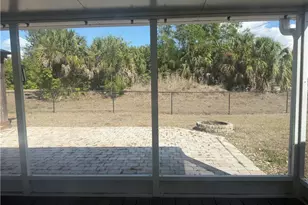 5481 Burnham Ct, North Fort Myers, FL 33903 - Photo 4