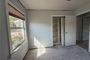 5481 Burnham Ct, North Fort Myers, FL 33903 - Photo 10