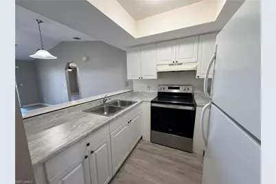 823 Gleason Pkwy #2, Cape Coral, FL 33914 - Photo 4