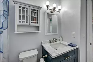 1942 NE 15th St, Cape Coral, FL 33909 - Photo 14