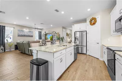 316 Spring Hill Lake Loop, Cape Coral, FL 33993 - Photo 8