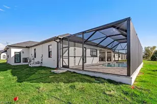 306 SW 26th Ave, Cape Coral, FL 33991 - Photo 38