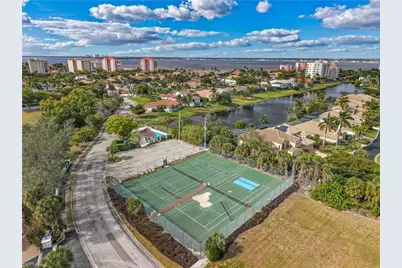 14589 Laguna Dr, Fort Myers, FL 33908 - Photo 34