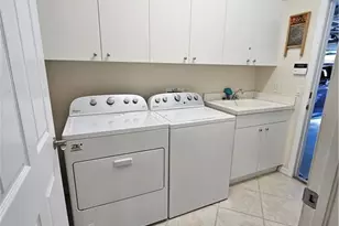 10518 Avila Cir, Fort Myers, FL 33913 - Photo 34