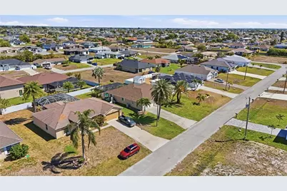 325 NW 9th St, Cape Coral, FL 33993 - Photo 40