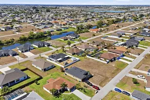 325 NW 9th St, Cape Coral, FL 33993 - Photo 36