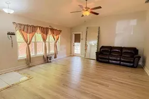 403 Muriel St, Lehigh Acres, FL 33972 - Photo 4