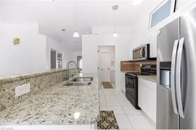 2308 NW 14th Ln, Cape Coral, FL 33993 - Photo 4