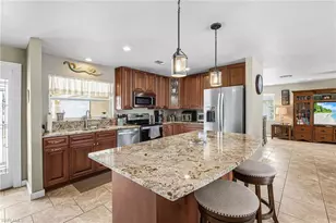 4814 SW 1st Ct, Cape Coral, FL 33914 - Photo 4