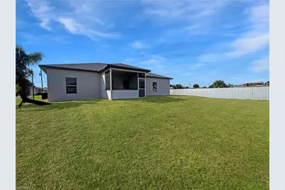 906 Alfreda Ave, Lehigh Acres, FL 33971 - Photo 36