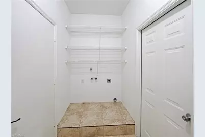 906 Alfreda Ave, Lehigh Acres, FL 33971 - Photo 28