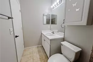 906 Alfreda Ave, Lehigh Acres, FL 33971 - Photo 22