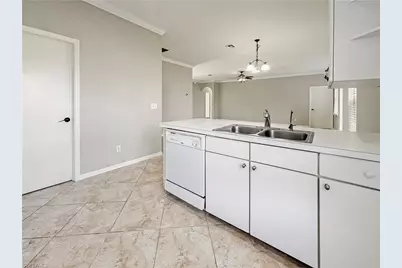 906 Alfreda Ave, Lehigh Acres, FL 33971 - Photo 12