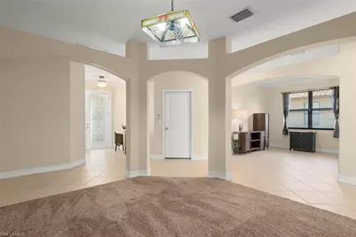 12387 Country Day Cir, Fort Myers, FL 33913 - Photo 10