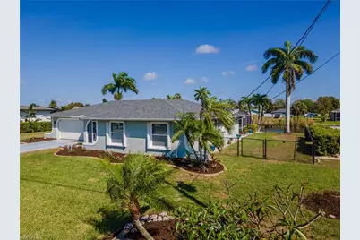 2213 NE 4th St, Cape Coral, FL 33909 - Photo 4