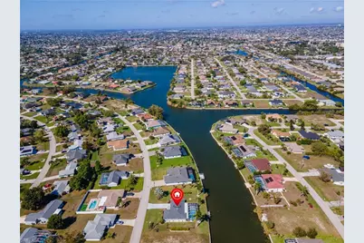 2213 NE 4th St, Cape Coral, FL 33909 - Photo 48