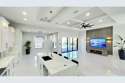 1803 NW 38th Pl, Cape Coral, FL 33993 - Photo 4