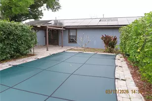 2713 NE 1st Pl, Cape Coral, FL 33909 - Photo 2