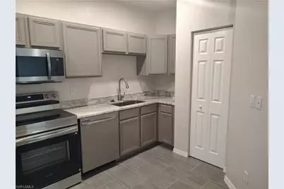 2434 Laurentina Ln, Cape Coral, FL 33909 - Photo 6