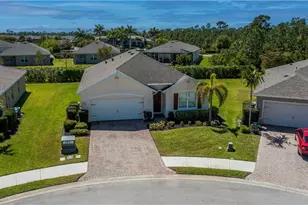 2548 Ocasa Ct, Cape Coral, FL 33909 - Photo 6