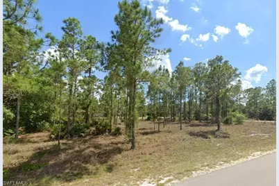 3902 E 10th St, Lehigh Acres, FL 33972 - Photo 2