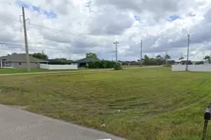 2000 SW 30th St, Cape Coral, FL 33914 - Photo 2