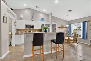 2707 NE 5th Ave, Cape Coral, FL 33909 - Photo 10