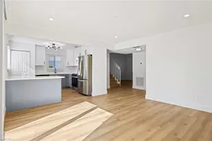 1013/1101 Country Club Blvd, Cape Coral, FL 33990 - Photo 10