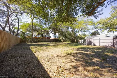 2454 Grand Ave, Fort Myers, FL 33901 - Photo 6