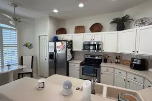 16481 Millstone Cir, Fort Myers, FL 33908 - Photo 10