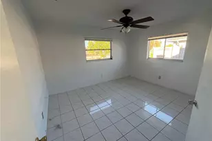 708 SE 8th St, Cape Coral, FL 33990 - Photo 2