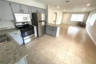 610 SE 13th Ct, Cape Coral, FL 33990 - Photo 22